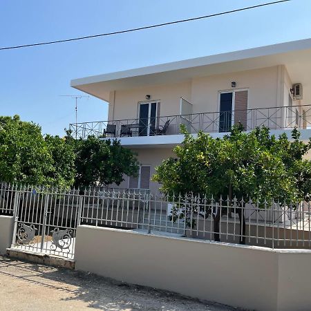Koulouras Holiday Apartments Nikolaíika Exteriér fotografie